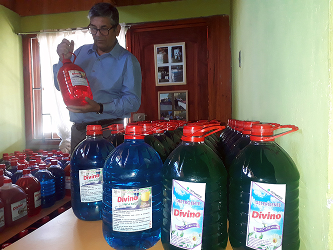Adultos mayores también emprenden con la ayuda del Centro de Negocios Sercotec Linares