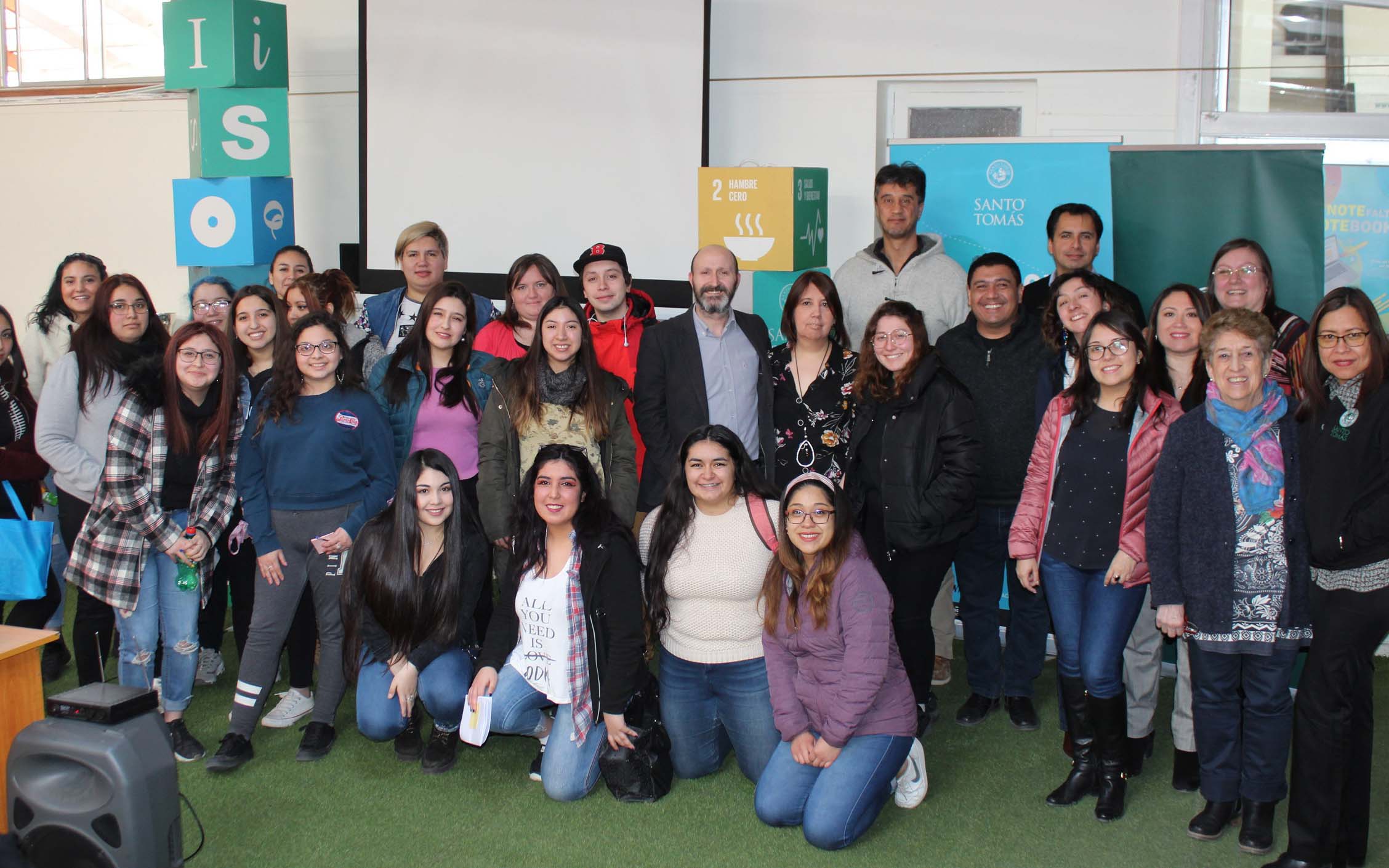 Socialab lideró taller para impulsar nuevos proyectos que beneficien a adultos mayores