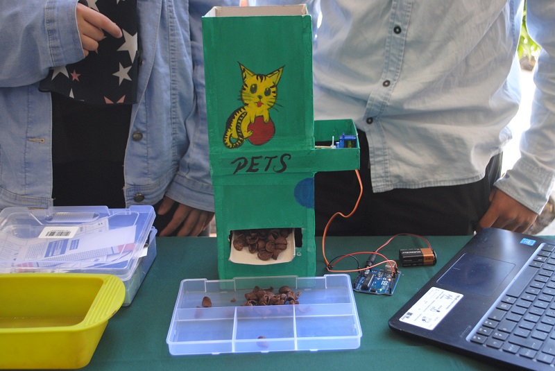 Tomasinos expusieron proyectos de IOT en Ovalle