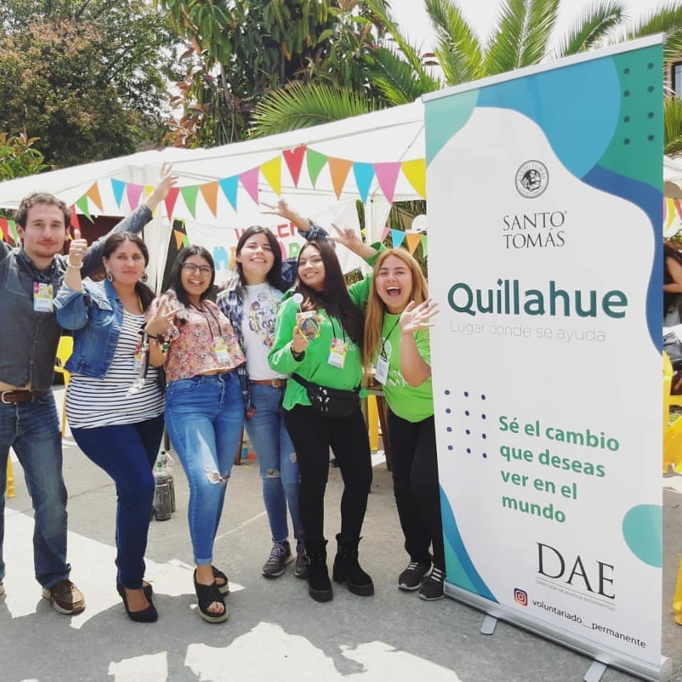 Voluntarios tomasinos realizan talleres de repostería y manualidades junto a Teletón