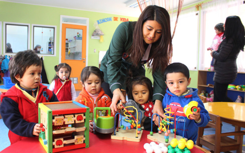 Académica de Santo Tomás Viña del Mar advierte sobre los errores que cometen los padres de niños que ingresan a la Educación Parvularia