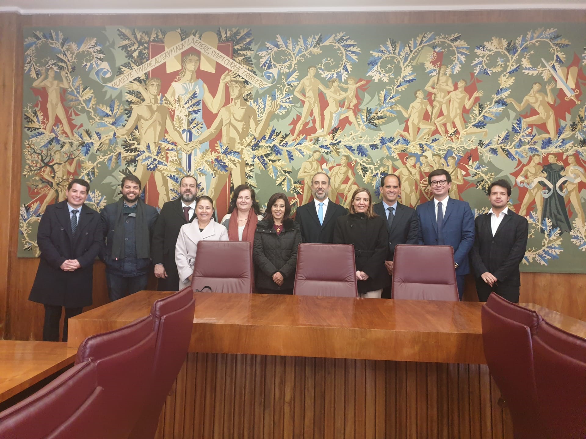 Director Nacional de Escuela de Derecho participó como ponente en Seminarios Internacionales en Portugal
