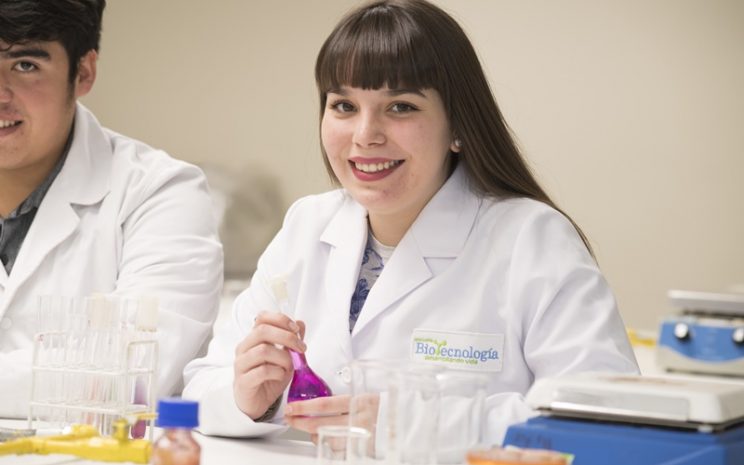 La carrera de las mujeres en ciencias