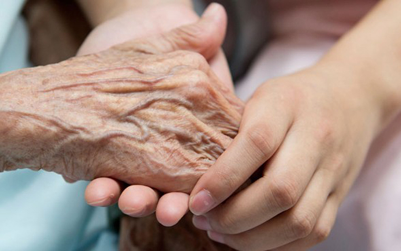 Si usted es adulto mayor, siga estas recomendaciones para no exponerse al contagio del Covid-19