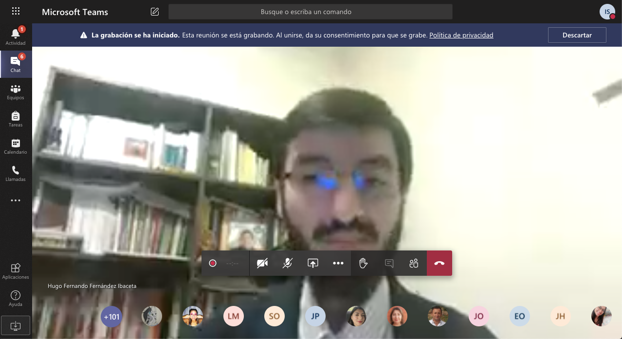 Estudiantes sello Santo Tomás desarrollan conversatorio sobre Helen Keller