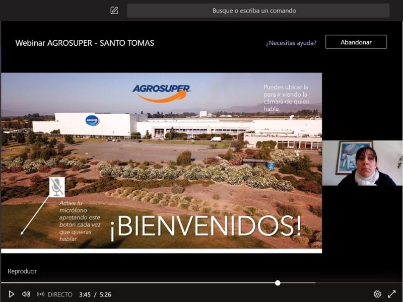 Estudiantes realizan recorrido virtual por planta de Agrosuper