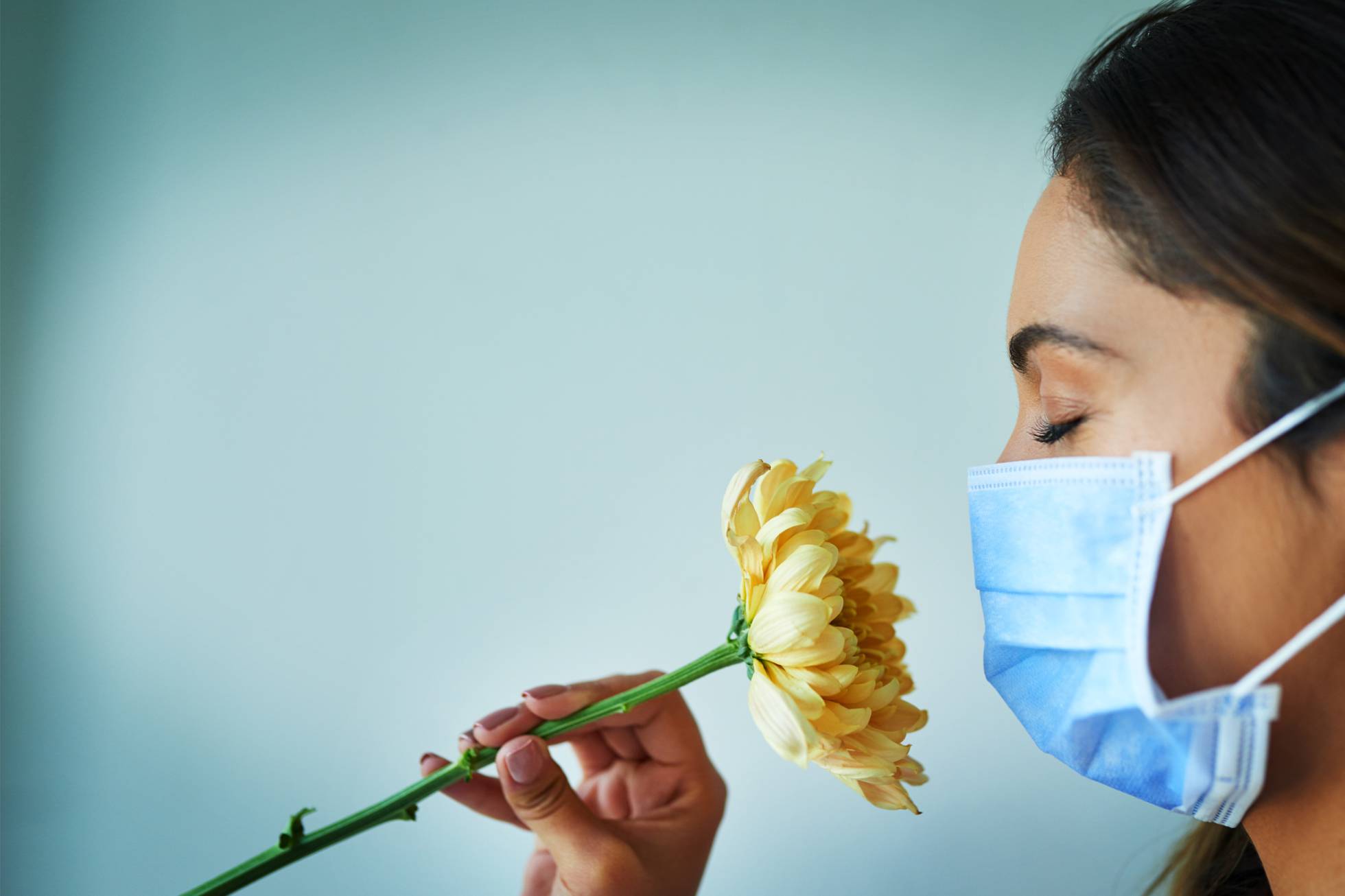 Alergia estacional: uso de mascarillas aliviaría sus síntomas
