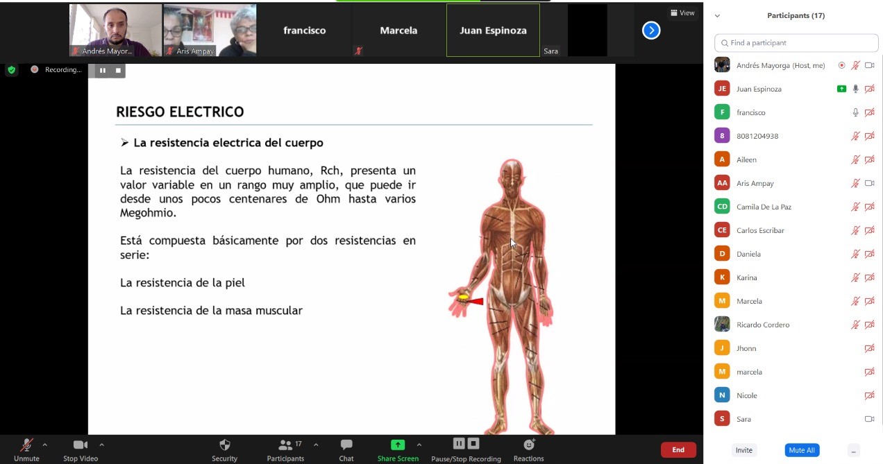 Pobladores de caletas se capacitaron sobre riesgos eléctricos domiciliarios