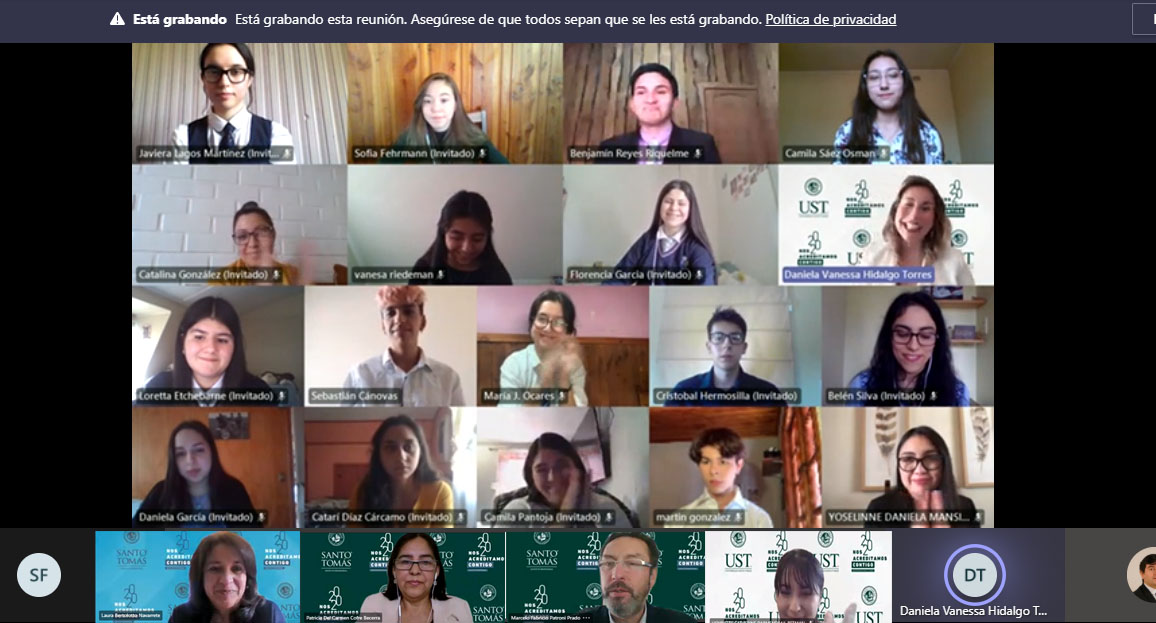 English Topics Competition de Santo Tomás Valdivia se realizó vía online con estudiantes de Enseñanza Media