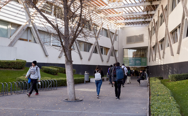 Instituto Profesional Santo Tomás obtiene 5 años de acreditación institucional