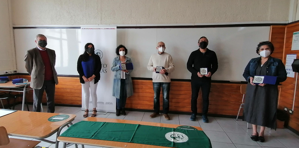 Santo Tomás Osorno entrega reconocimiento por 10 años de servicio
