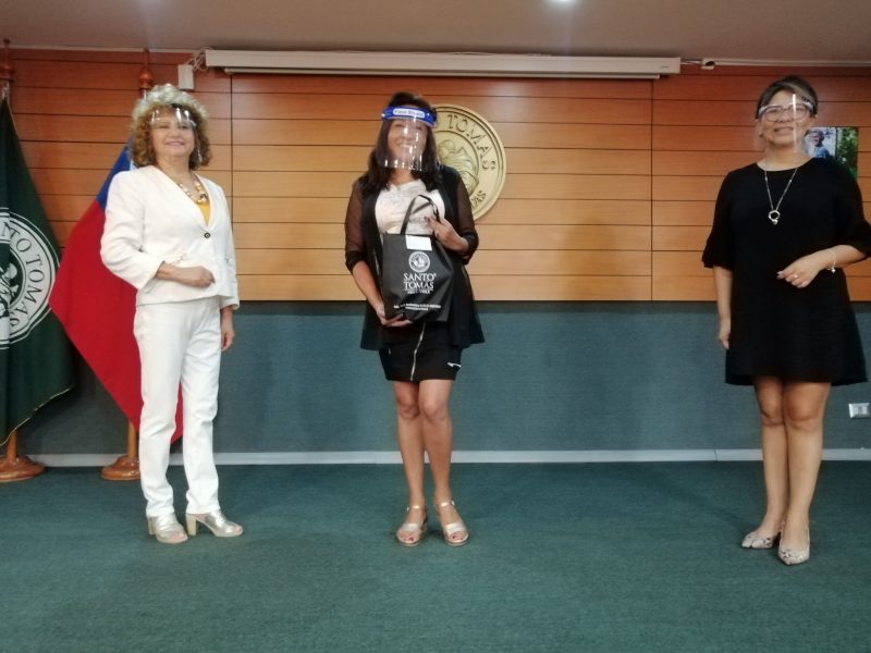 ESTUDIANTES FUERON PREMIADOS POR PLASMAR LOS VALORES RESPETO E INCLUSIÓN EN CUENTOS BREVES