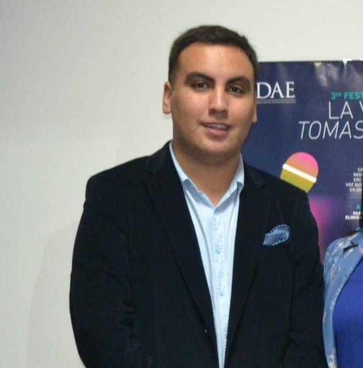 "Santo Tomás se hace responsable de desarrollar habilidades sociales en sus alumnos": Ex estudiante de Servicio Social