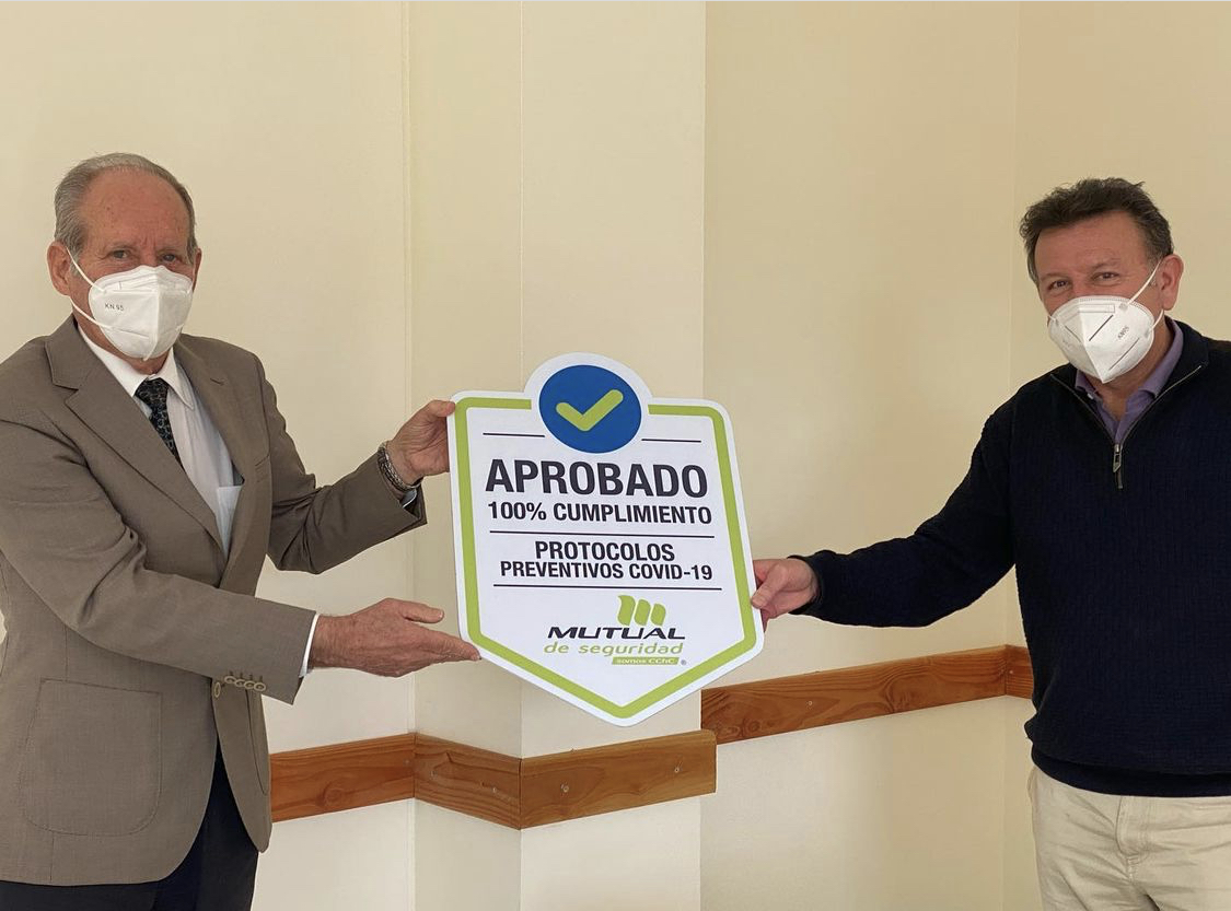 Premio Sello Covid -19 a Santo Tomás La Serena por parte de Mutual de Seguridad Cuarta Región.