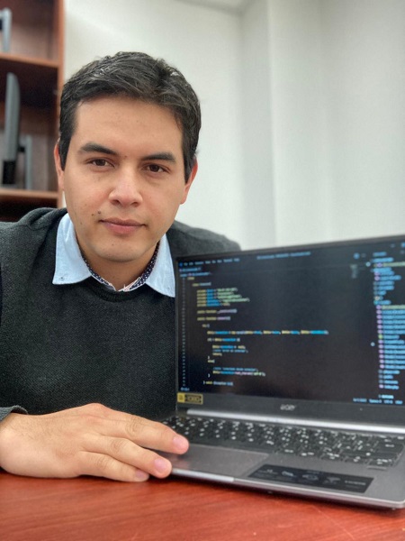 Agustín Lazo Escobar: “Nunca pensé llegar tan rápido al mundo laboral”