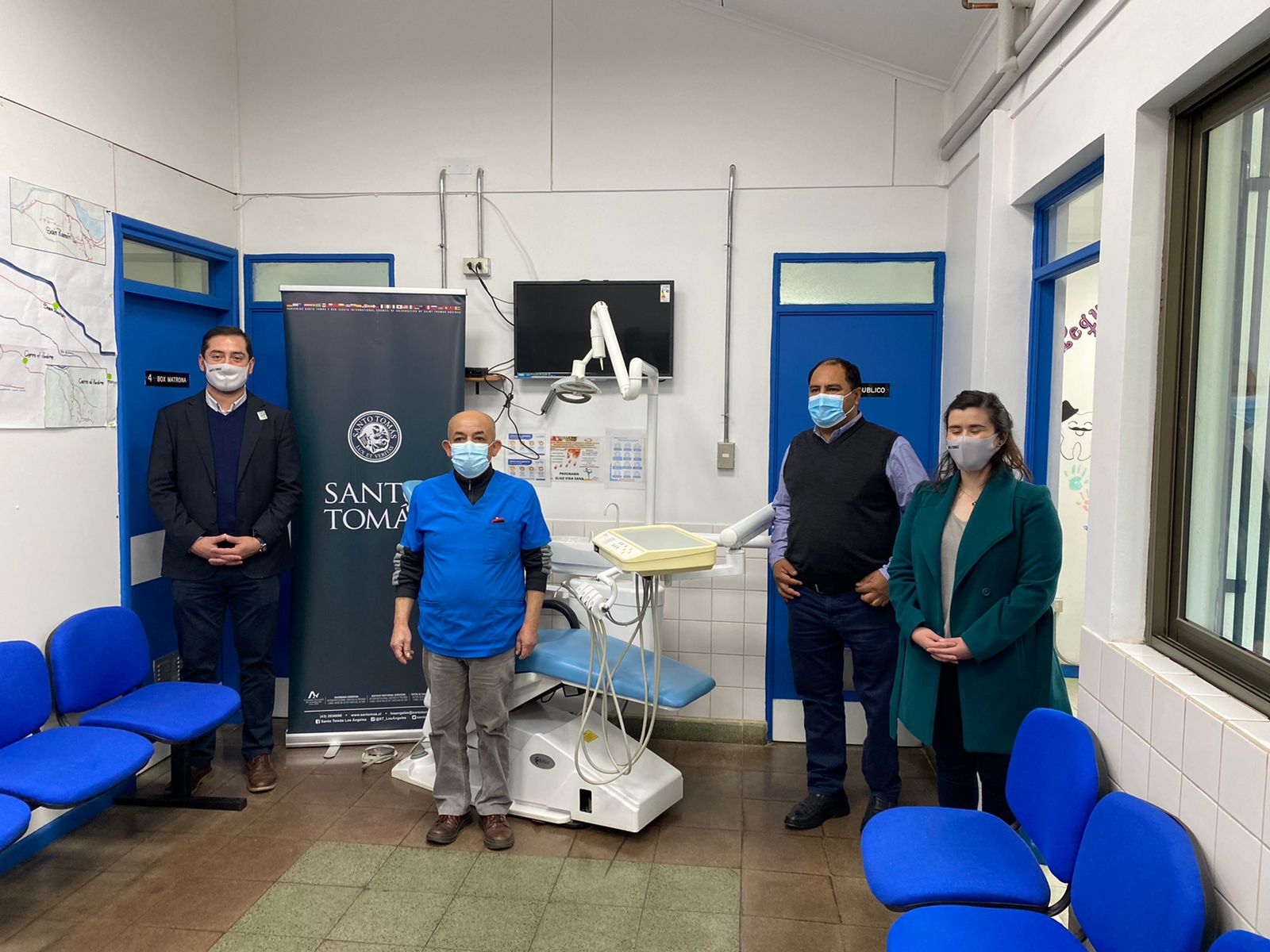 Carrera Técnico en Odontología Santo Tomás Los Ángeles donó silla dental a posta de Rucalhue