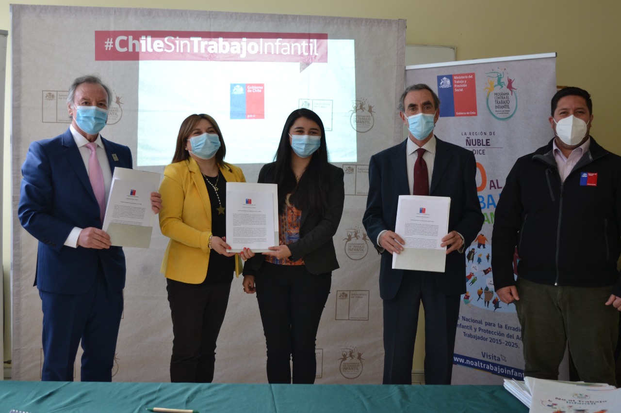 Santo Tomás Chillán firma convenio para erradicar el trabajo infantil en Ñuble