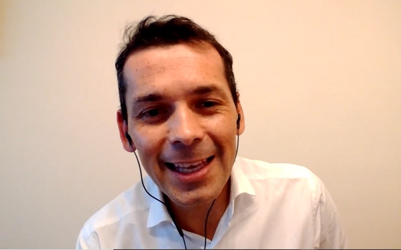 Con participación de periodista Gustavo Huerta se realizó conversatorio sobre pensamiento crítico en educación superior