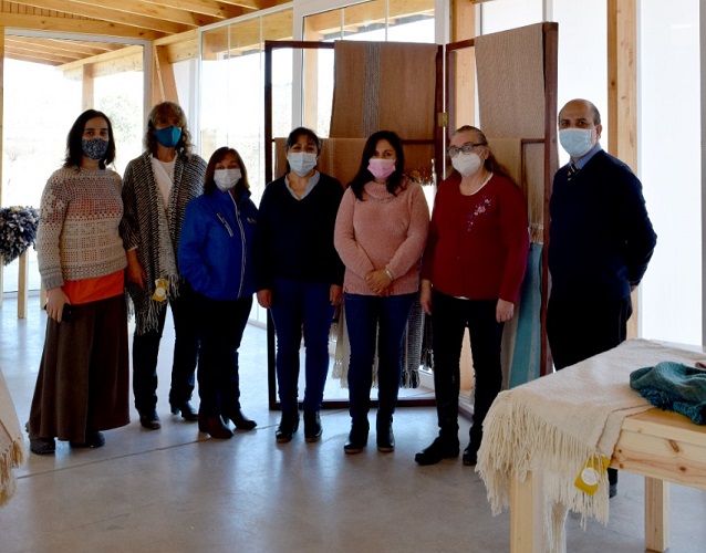 Rector de Santo Tomás Talca-Curicó visitó Centro de Extensión e Interpretación Textil en O’Higgins