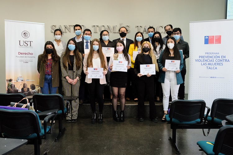 Alumnos de Derecho de la UST Talca fueron certificados como monitores en prevención de violencia contra la mujer
