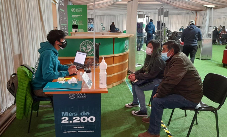 Santo Tomás inicia proceso de Admisión 2022: Sus tres instituciones están adscritas a Gratuidad