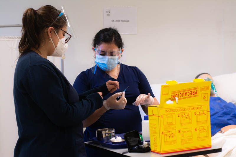 Estudiantes de 3er. año de Enfermería de la UST se suman a la experiencia del Hospital Simulado