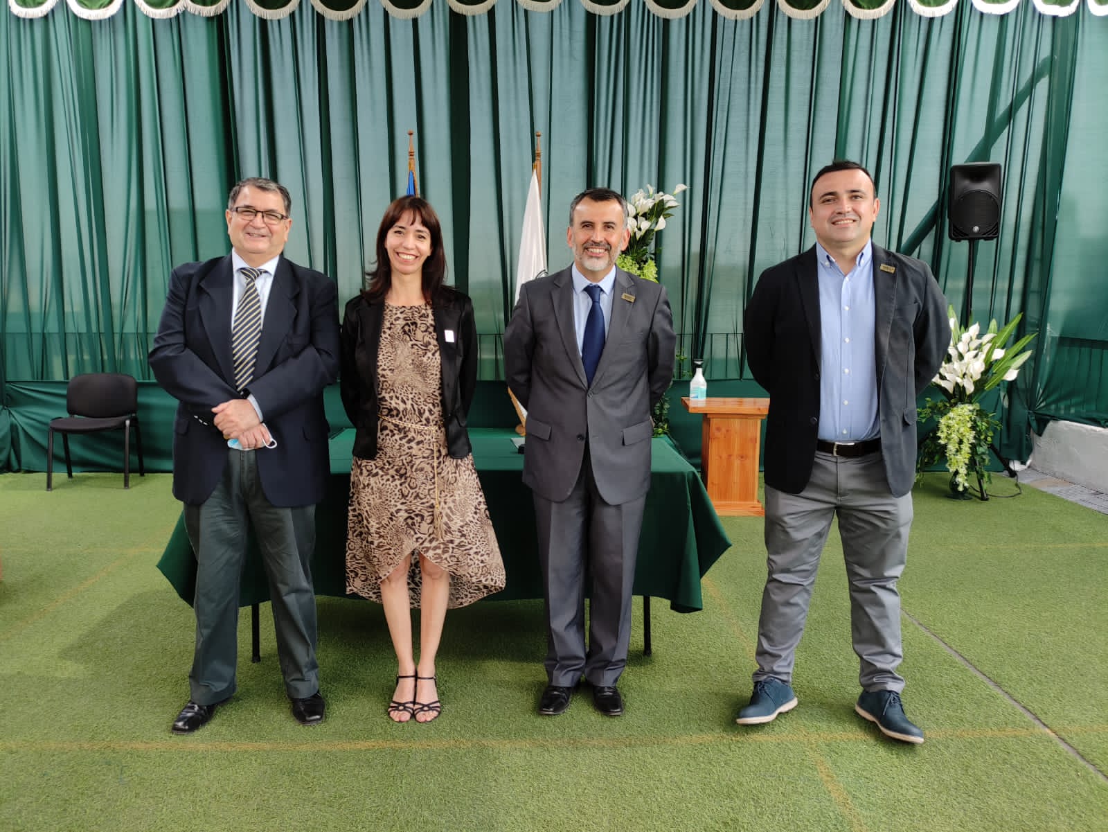 Santo Tomás y Servicio Local de Educación Pública firman convenio de cooperación
