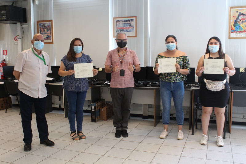 TOMASINAS PUENTE ALTO SE CERTIFICAN EN LENGUA DE SEÑAS