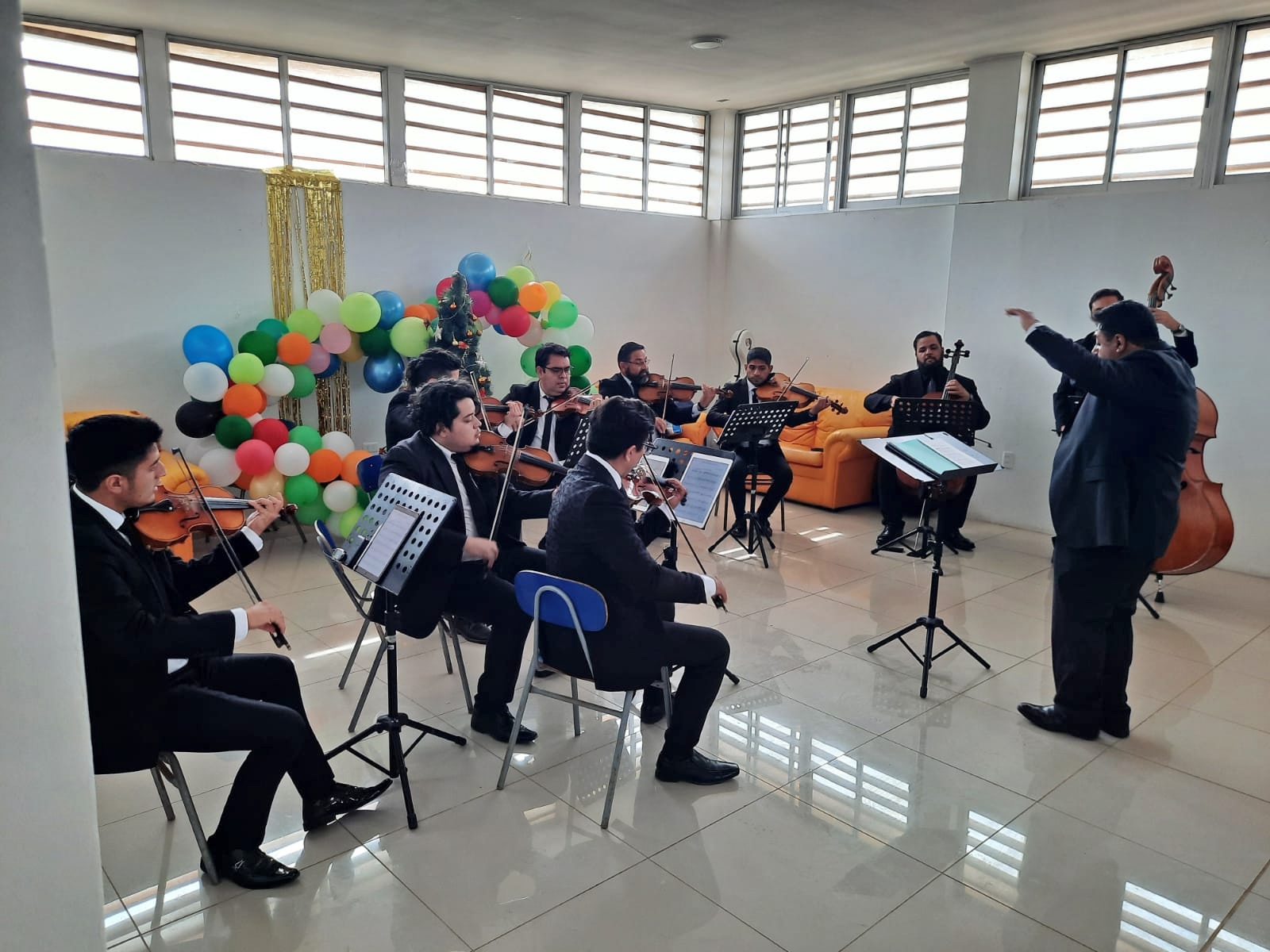 Orquesta Regional de Tarapacá realiza su primer concierto en junta de vecinos de Alto Hospicio