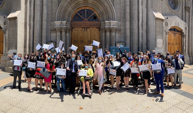 Nueva Profesional tras Ceremonia de Titulación de UST Santiago: “Significa el cierre de una etapa maravillosa que viví”