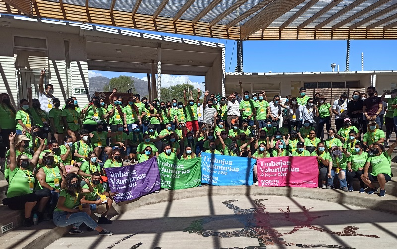 Tomasinos provenientes desde Arica a Santiago iniciaron los Trabajos voluntarios de verano en Monte Patria