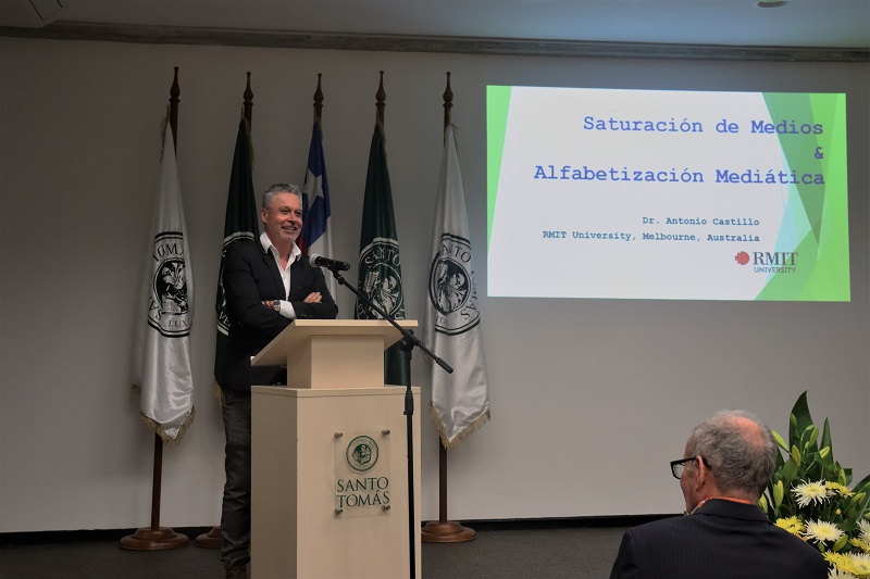 Con clase magistral sobre medios de comunicación Santo Tomás Ovalle inaugura año académico