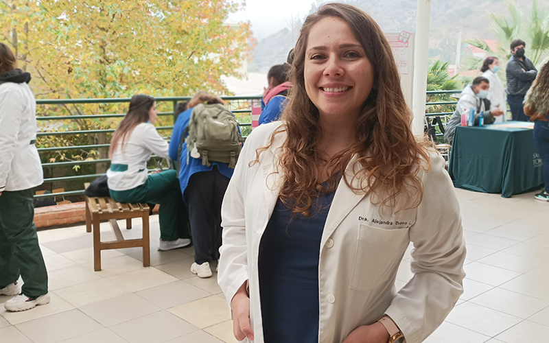 Docente del Área Odontología de sede Viña del Mar advierte sobre las enfermedades “ocultas”: gingivitis y periodontitis