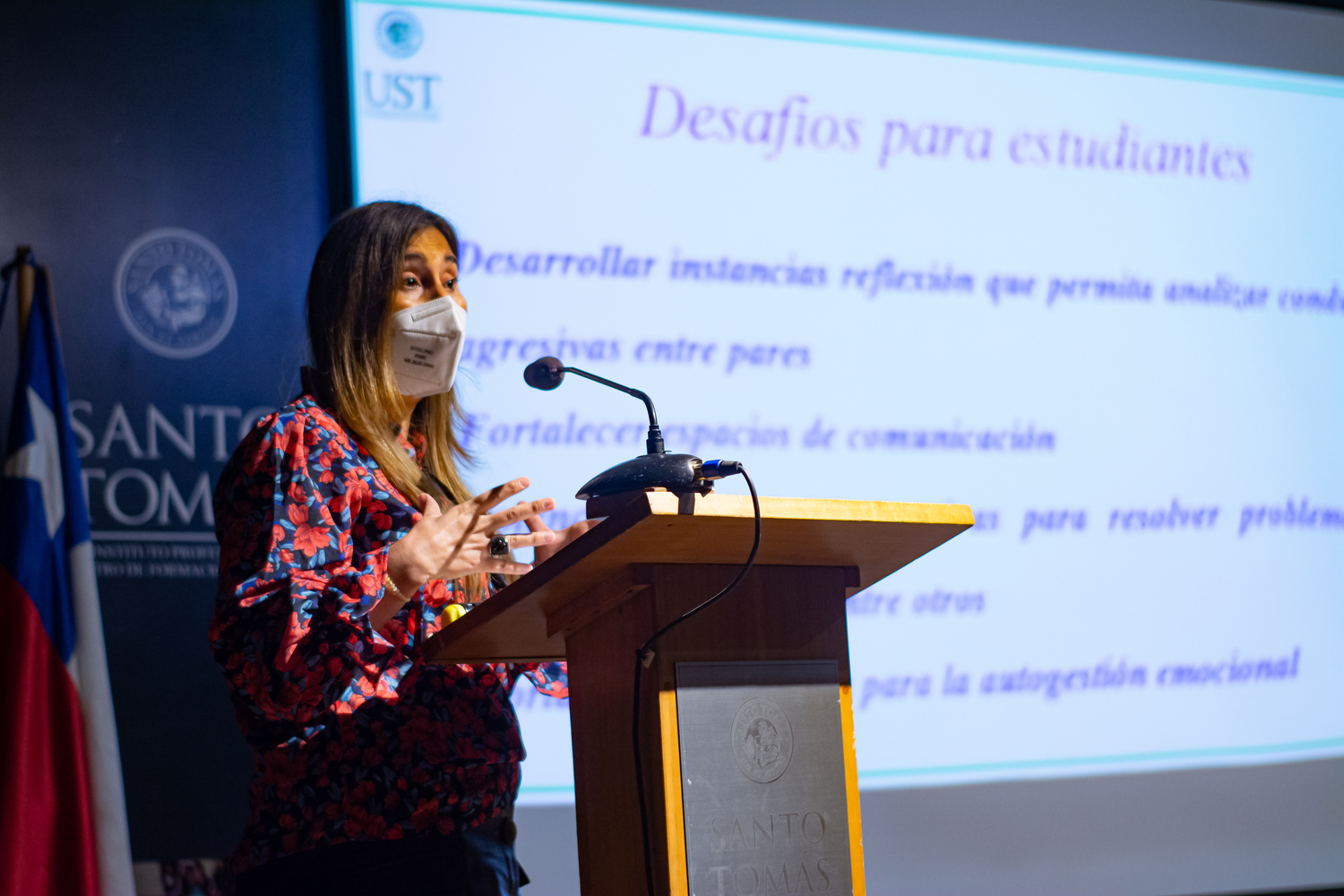 Psicóloga realiza seminario para el lanzamiento de la Campaña por el Buen Trato en Santo Tomás Concepción