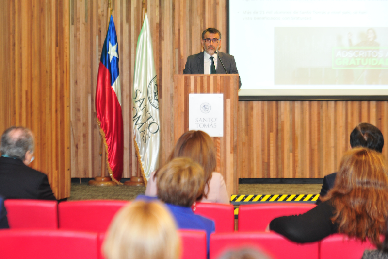 Con foco en la gratuidad Santiago Centro realiza inauguración del Año Académico 2022