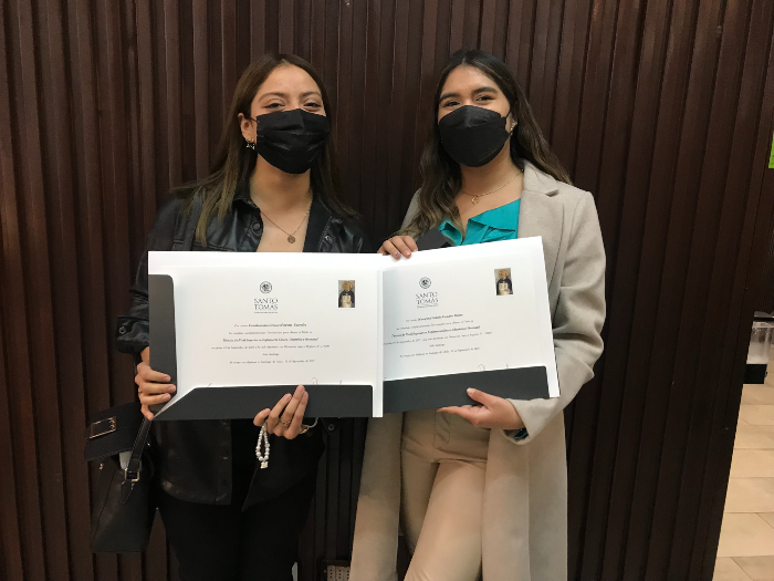 Más de 700 tomasinos se dieron cita en titulaciones organizadas por Santiago Centro