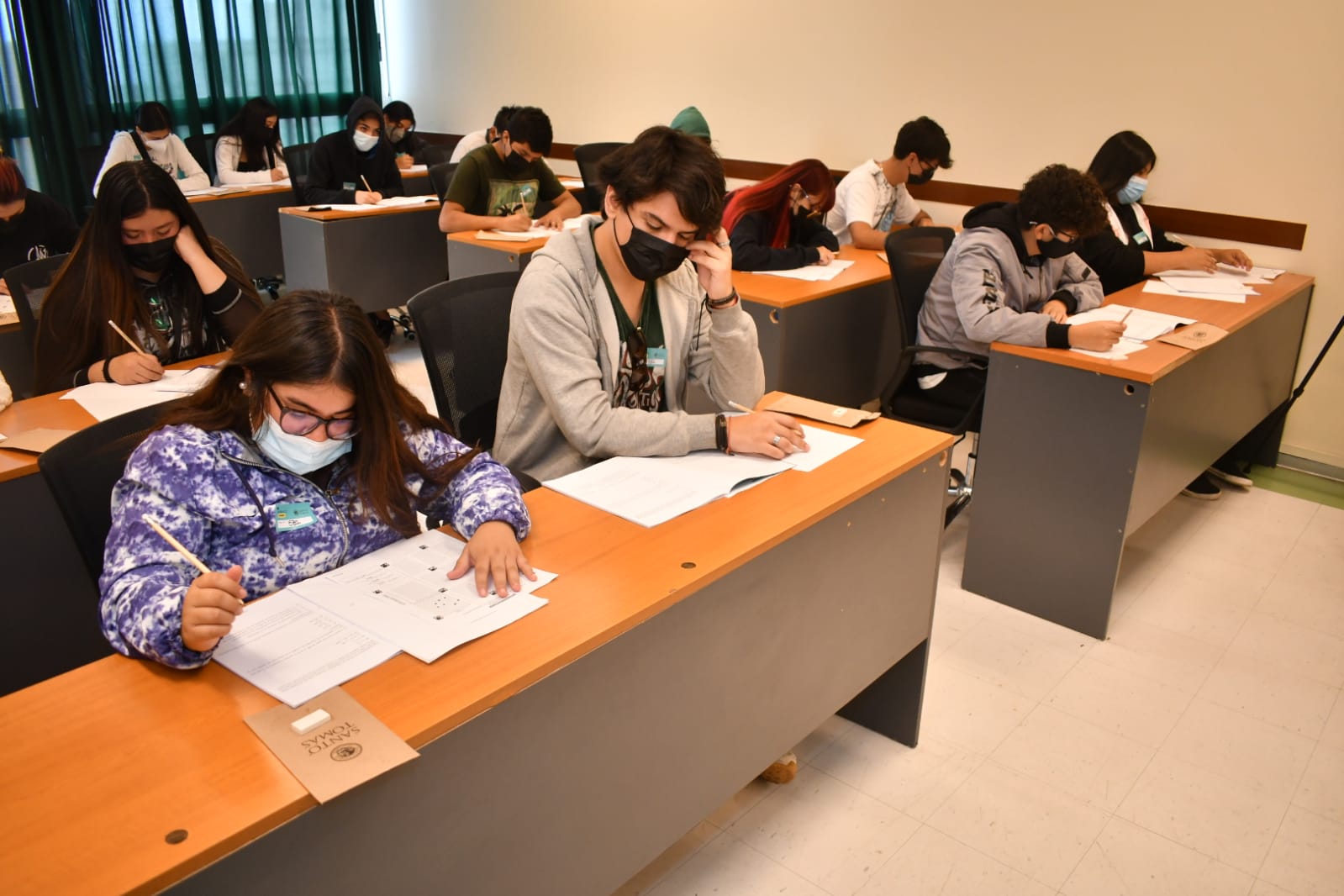 Exitosa convocatoria del primer Ensayo PAES en Santo Tomás