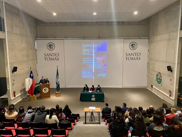 Grupo Vestigium de la Carrera de Derecho UST La Serena lleva a cabo su primer evento anual