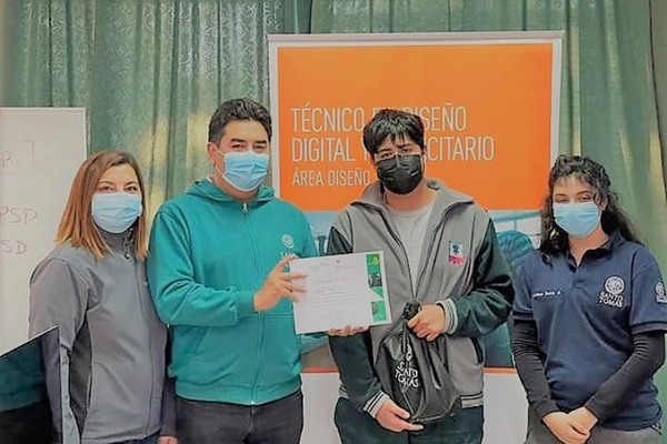 Talento, concentración y disciplina: Alumnos del Liceo Tecnológico del SLEP Atacama ganaron concurso de Santo Tomás