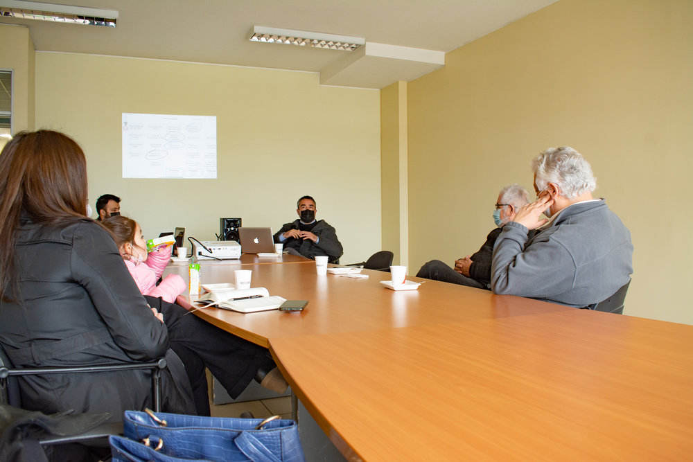 Área de Comunicaciones de Santo Tomás Concepción se reúne con gerentes de radiodifusoras de la zona