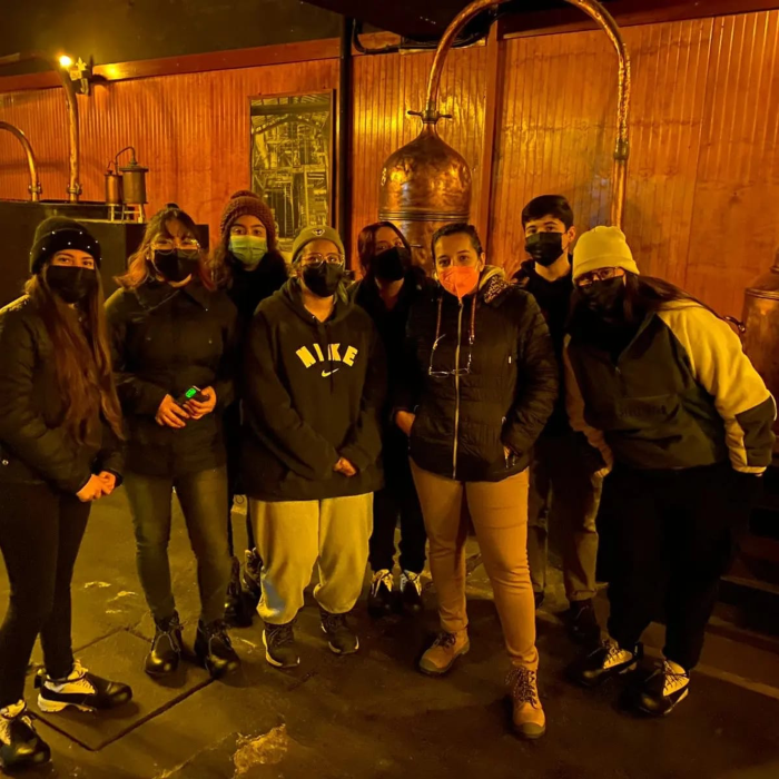 Tomasinos de Hotelería y Turismo visitan fábrica Mitjans