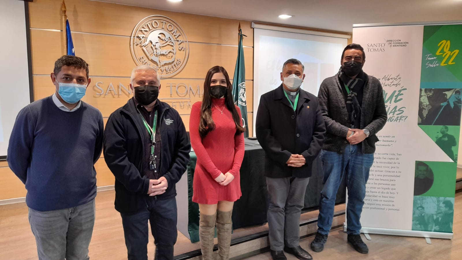 Panel discutió la solidaridad y fraternidad con la mirada de San Alberto Hurtado