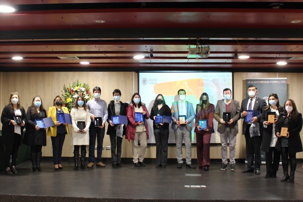 Premiaron a los tomasinos destacados de Valdivia