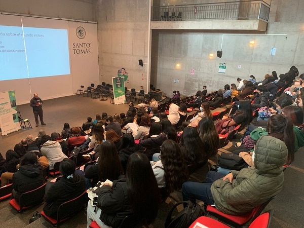 Con gran afluencia de estudiantes y docentes iniciaron las actividades Tema Sello 2022 en Santo Tomás La Serena.