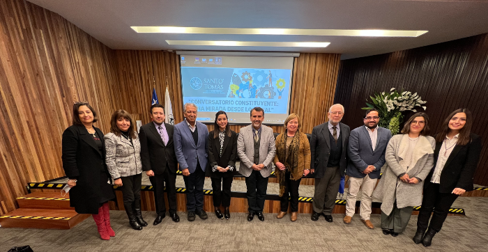 Área de Ciencias Sociales organiza jornada de reflexión sobre propuesta de Nueva Constitución