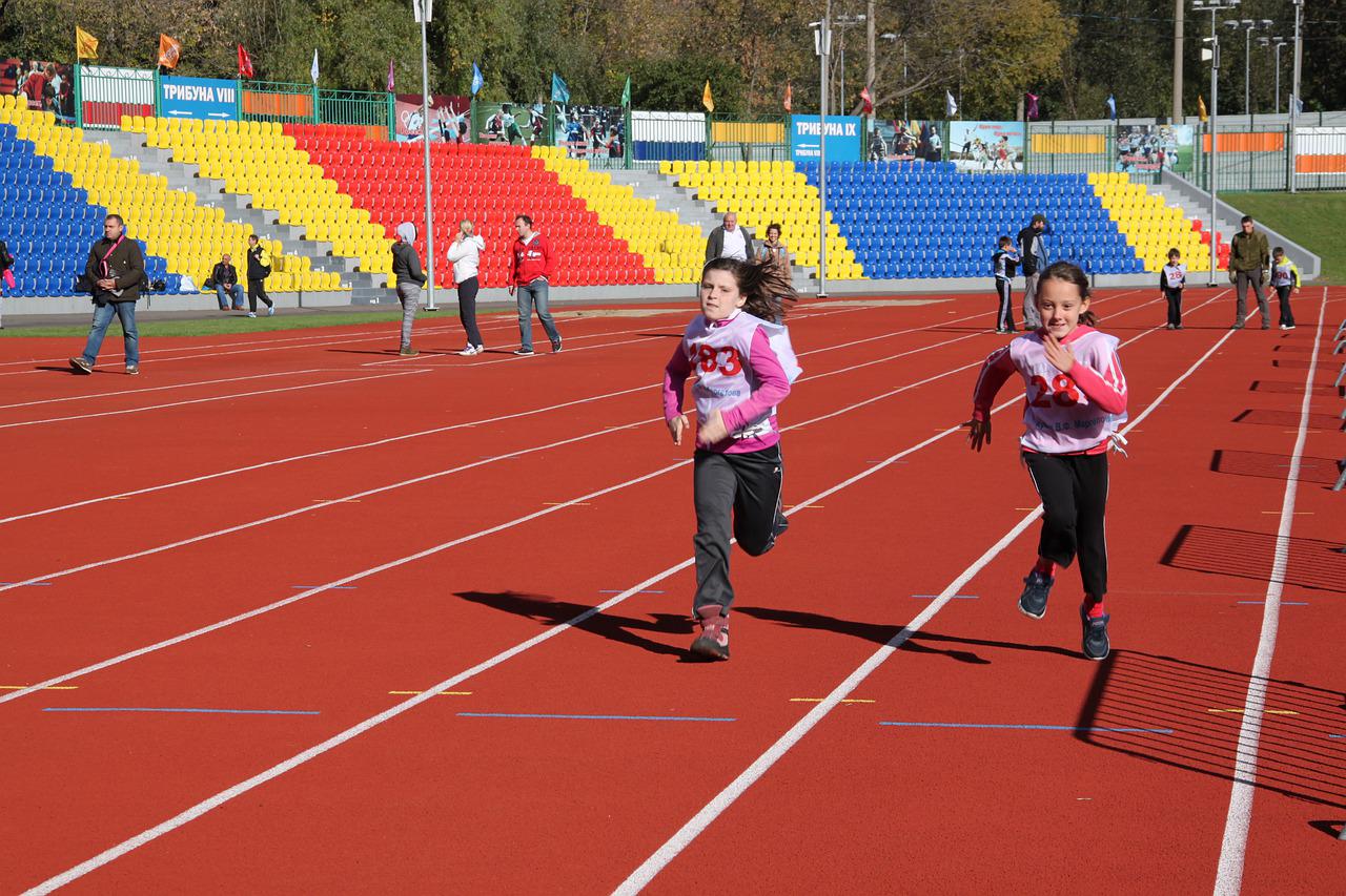 Día de la Actividad Física: Área de Educación y carrera de Preparador Físico trabajan juntos en escuela infantil