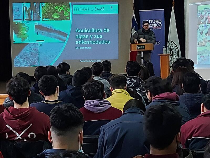 En Santo Tomás Puerto Montt se desarrolló jornada de actualización para estudiantes acuícolas