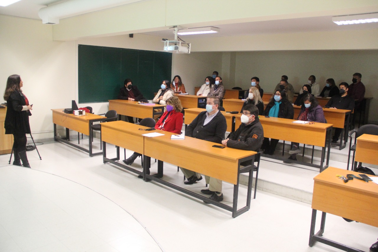 En Santo Tomás La Serena se desarrolla un taller sobre la ley 21.369 de acoso en la educación superior, organizada por la dirección de Formación e Identidad