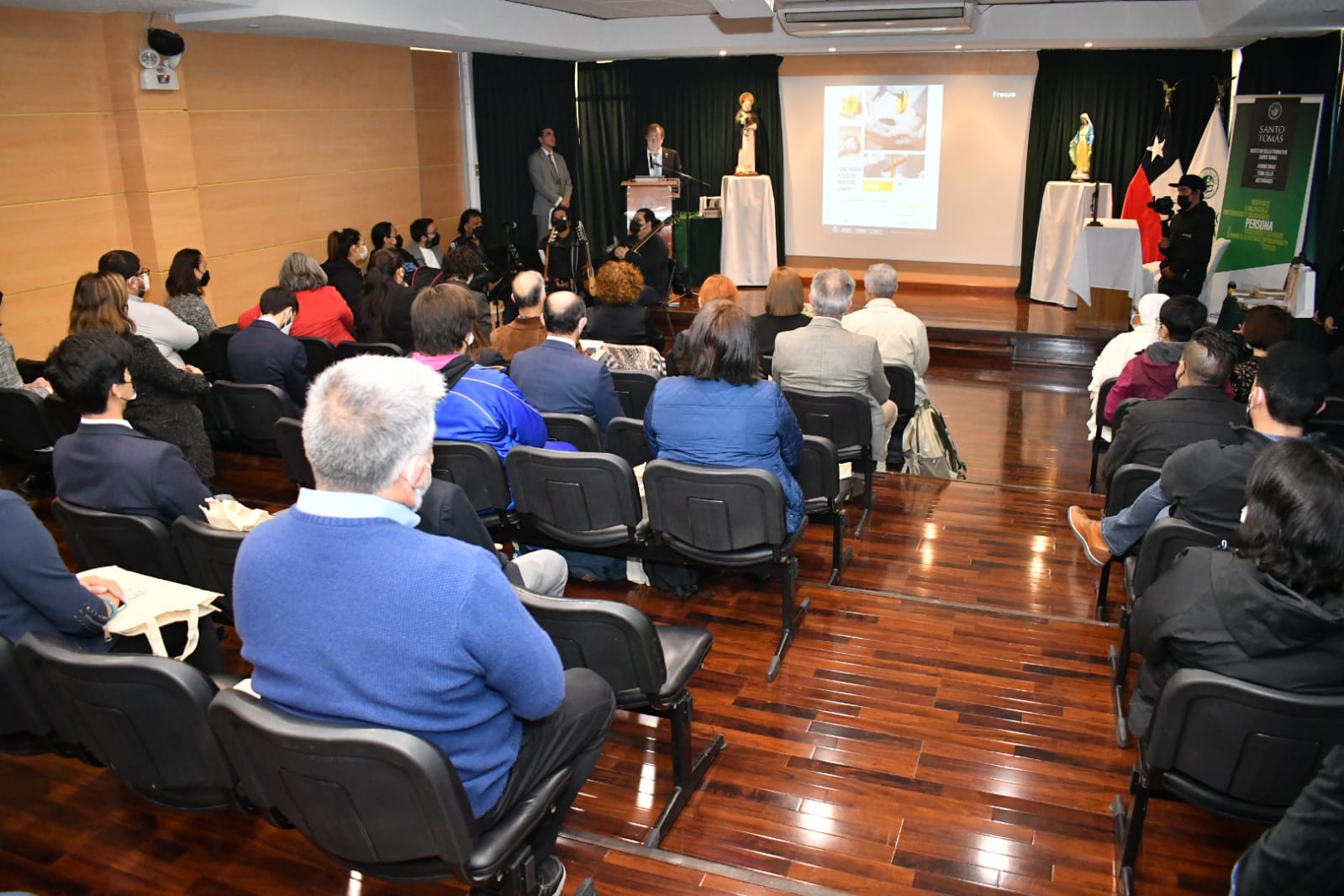 Santo Tomás sede Iquique fue escenario del tradicional Congreso Católicos y Vida Pública