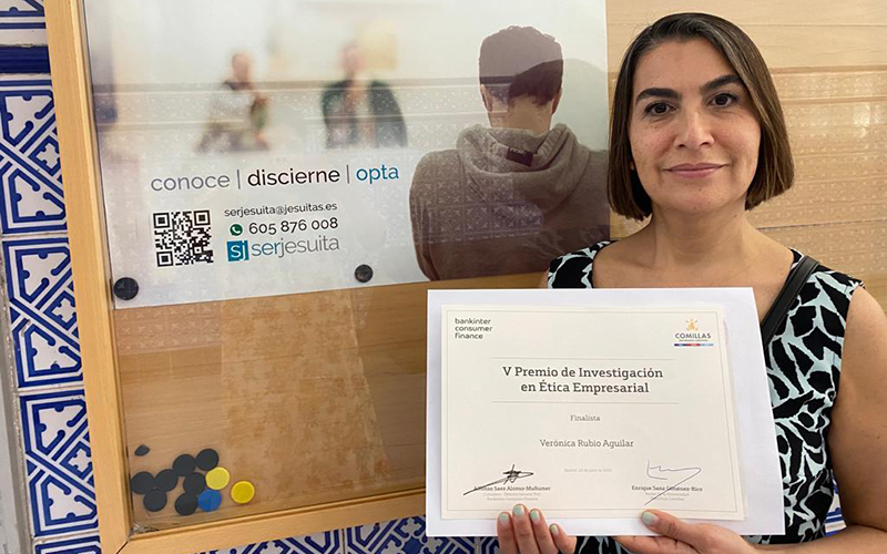 Directora de carrera Trabajo Social de UST Viña del Mar obtiene reconocimiento internacional por su investigación en Responsabilidad Social